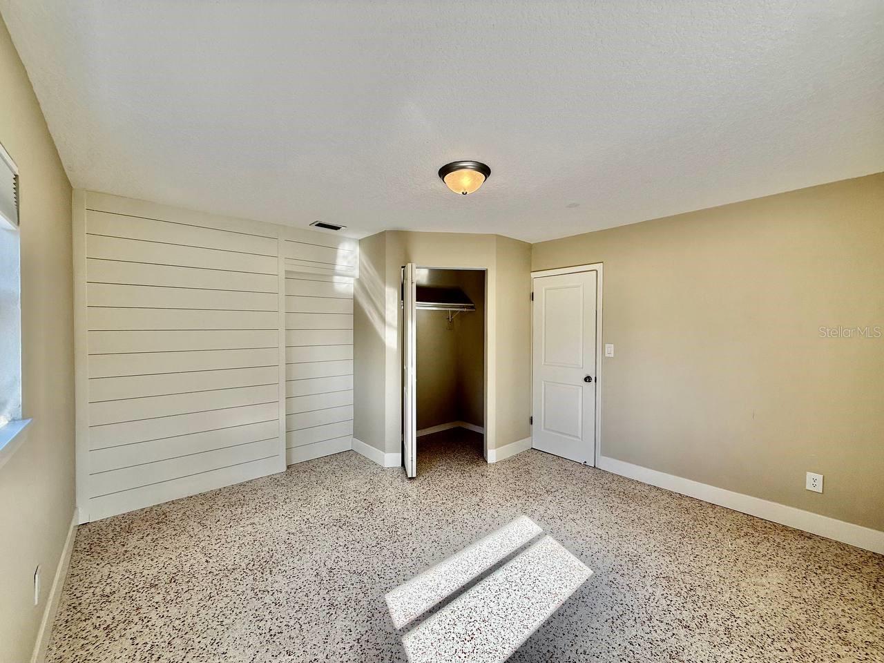 Image 22 of 40 For 2918 10th Avenue N