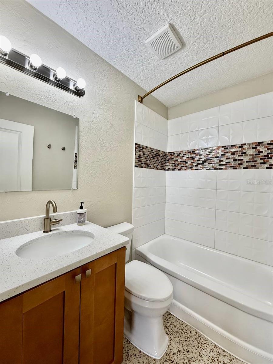 Image 29 of 40 For 2918 10th Avenue N