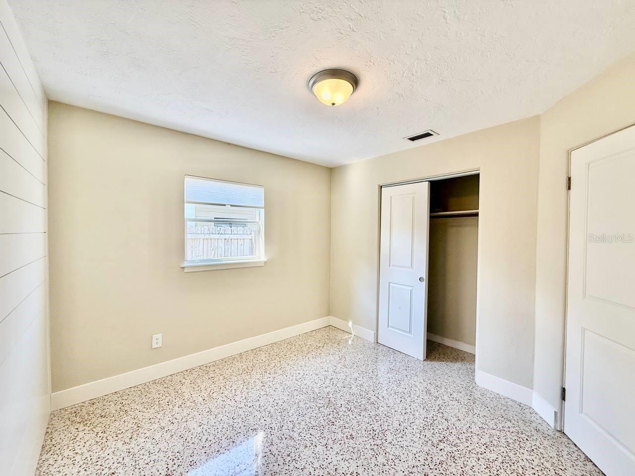 Image 31 of 40 For 2918 10th Avenue N