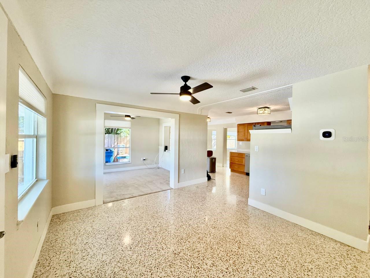 Image 4 of 40 For 2918 10th Avenue N