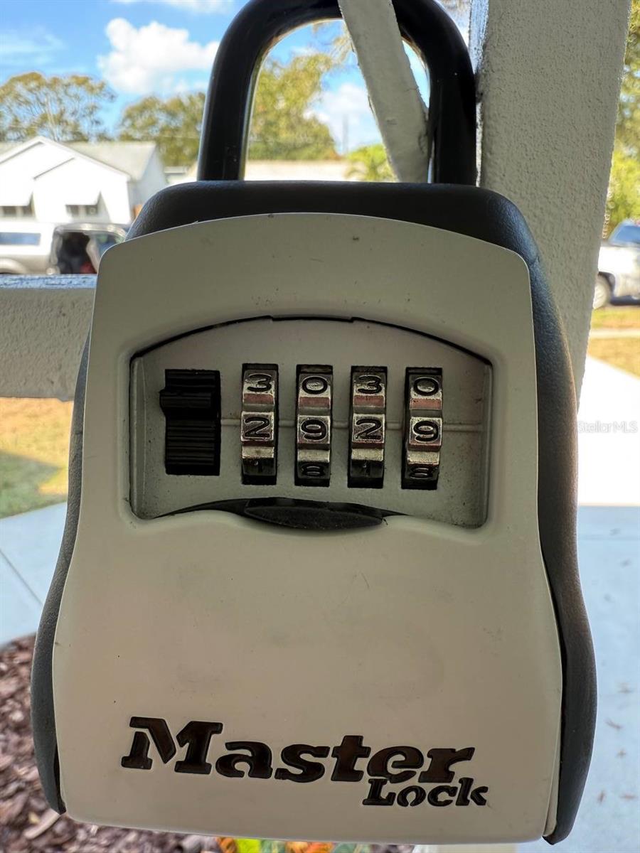 Image 40 of 40 For 2918 10th Avenue N