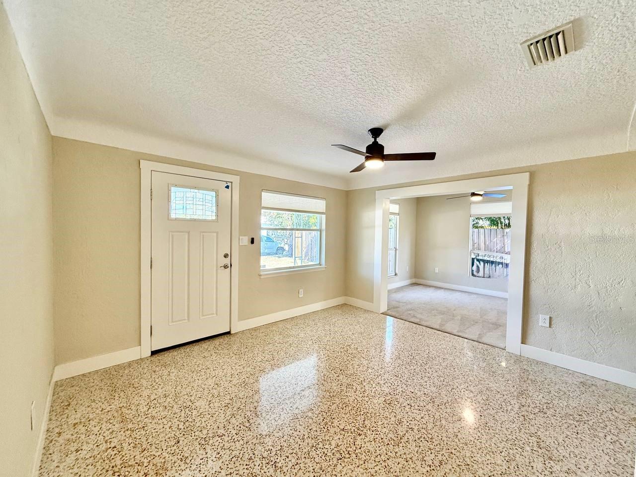 Image 5 of 40 For 2918 10th Avenue N