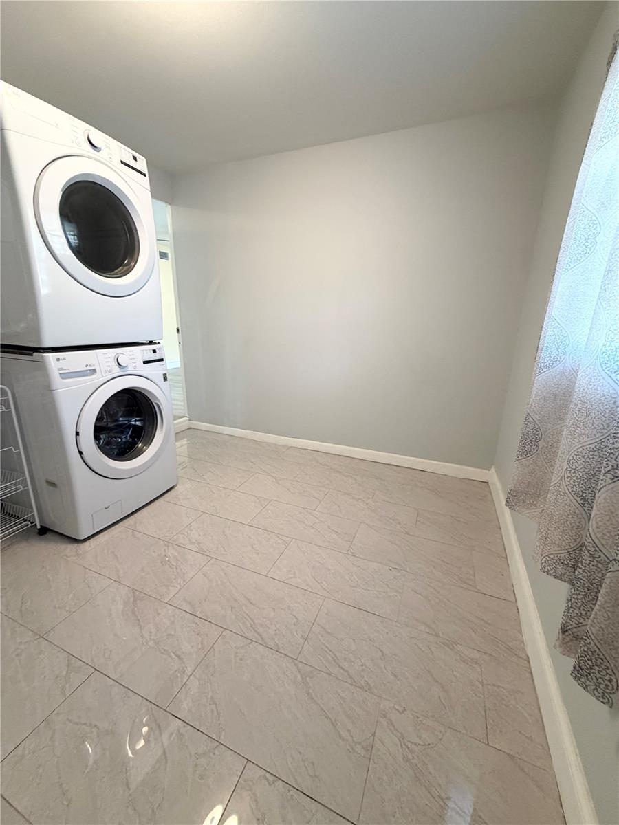 Image 12 of 25 For 3448 19th Street N