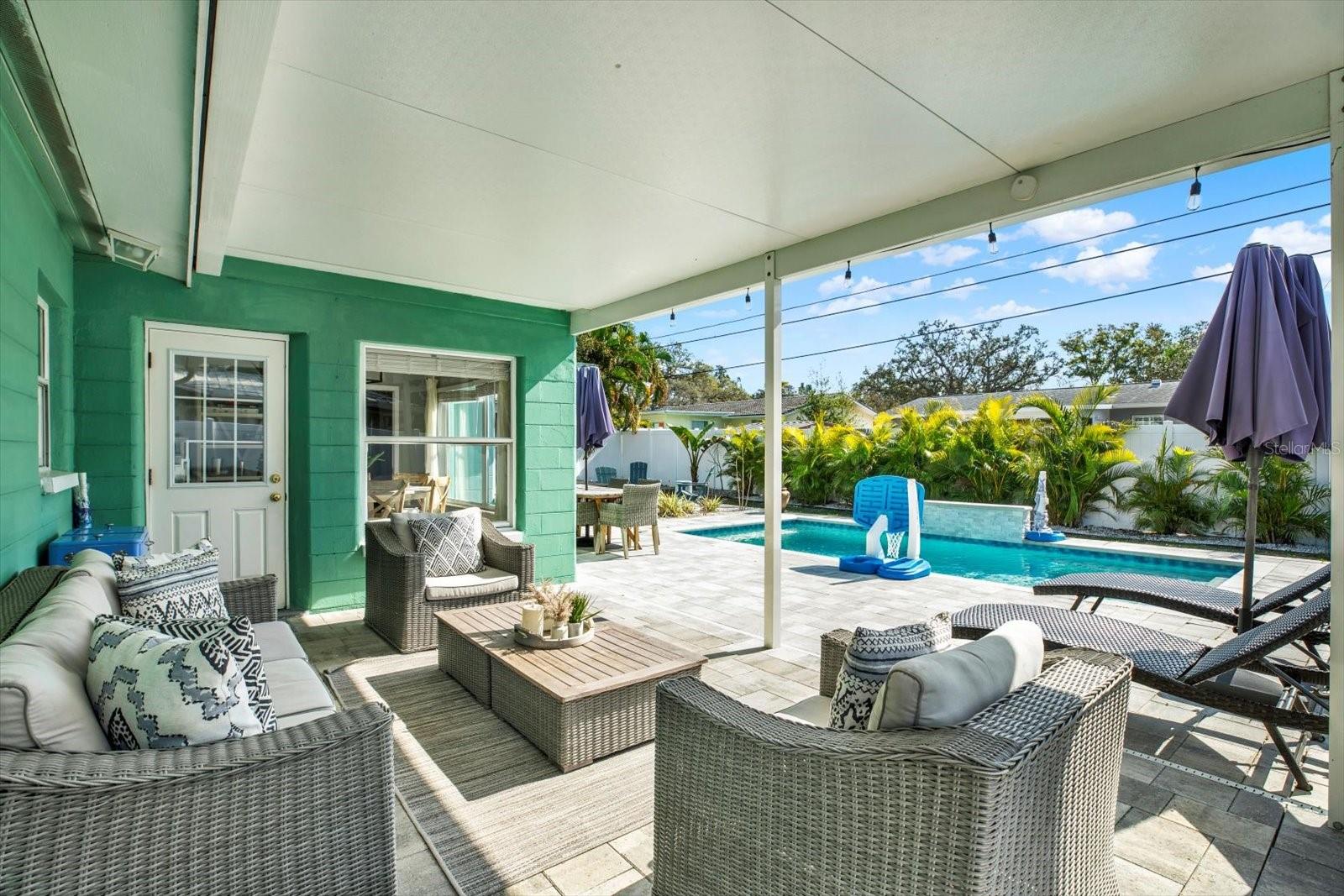 Image 22 of 32 For 1241 12th Court Sw