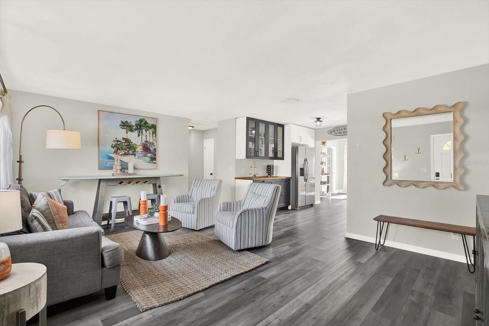 Image 6 of 32 For 1241 12th Court Sw