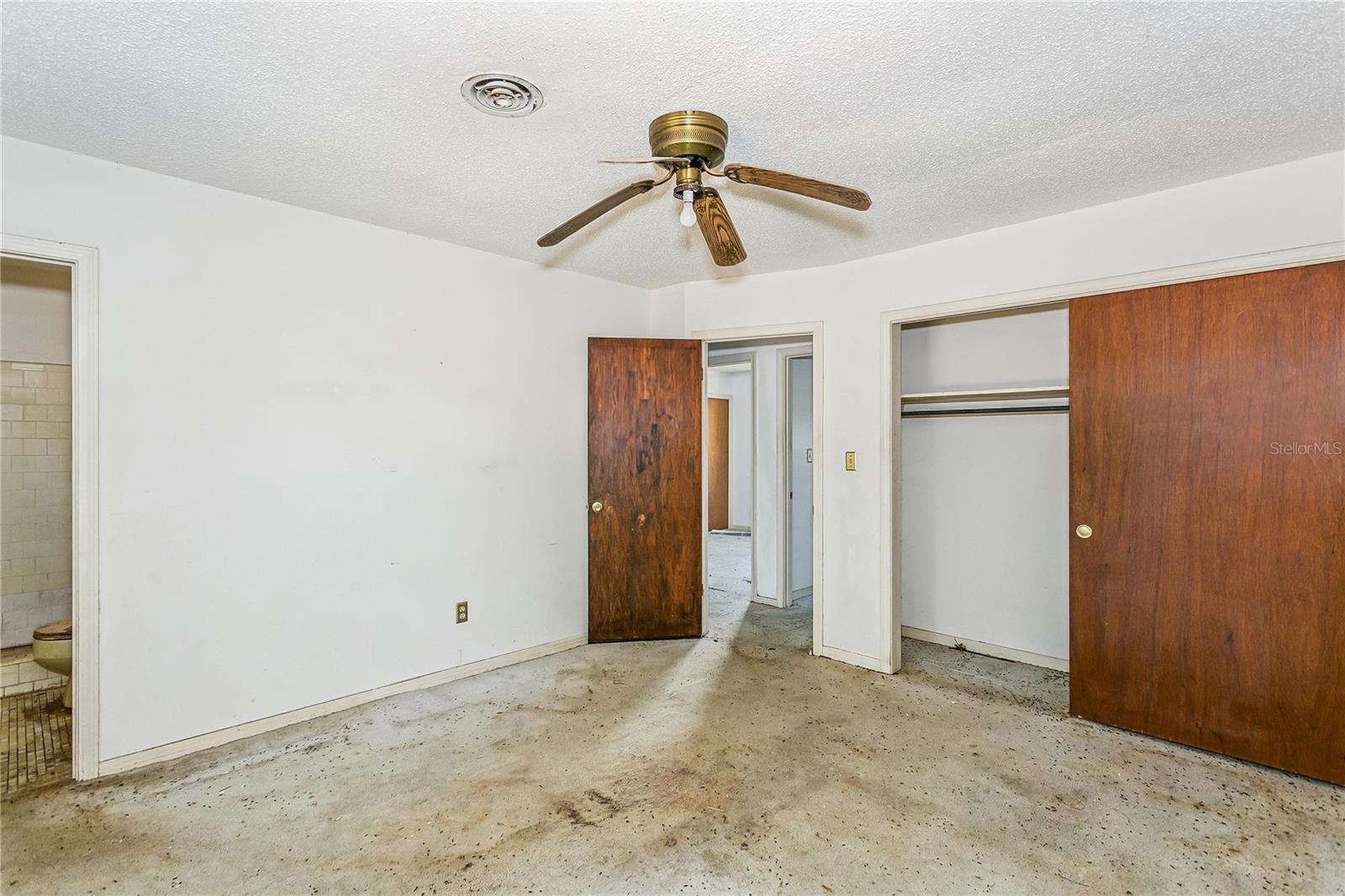 Image 17 of 25 For 5920 Leesway Boulevard