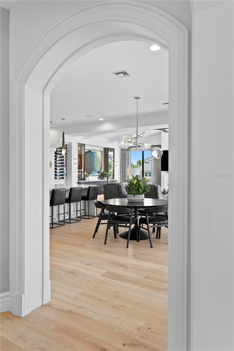 Image 13 of 79 For 1934 Hawaii Avenue Ne