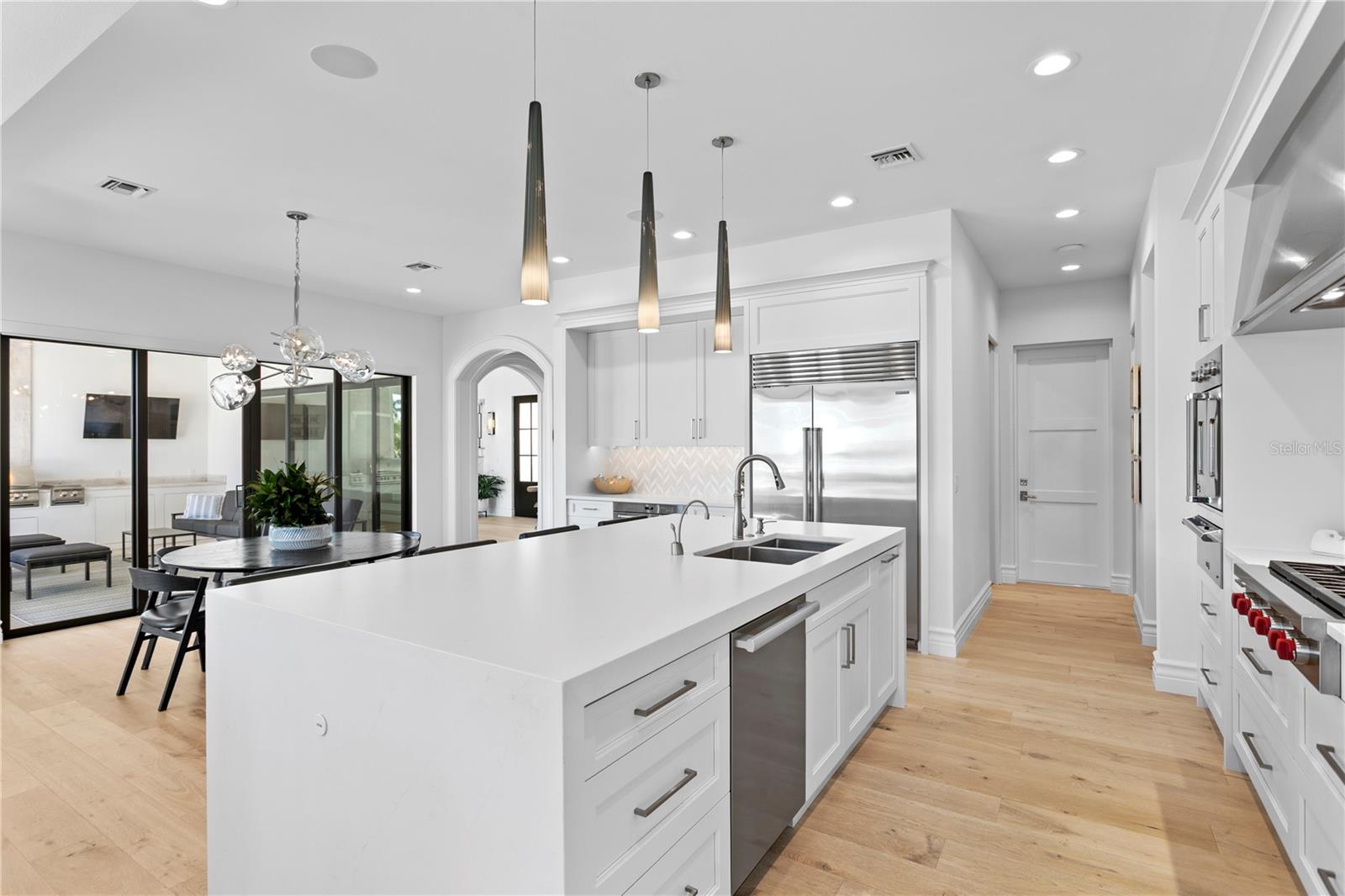 Image 26 of 79 For 1934 Hawaii Avenue Ne