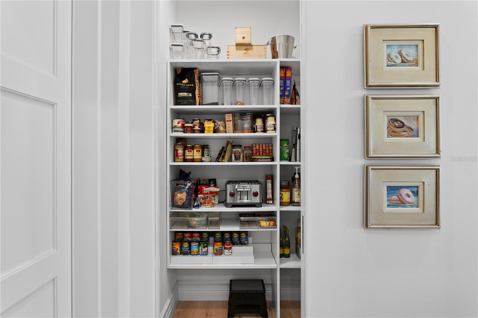 Image 30 of 79 For 1934 Hawaii Avenue Ne