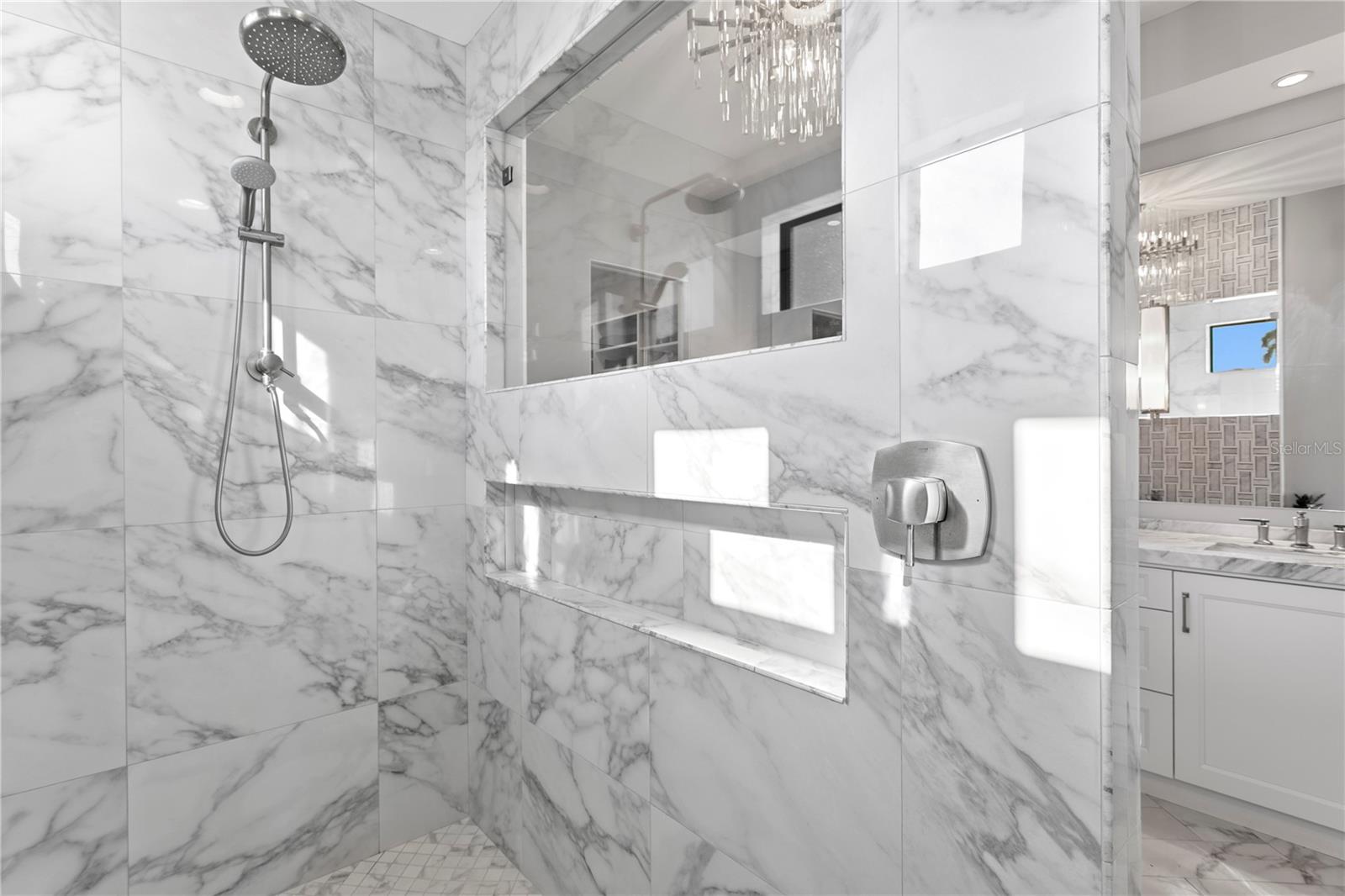 Image 52 of 79 For 1934 Hawaii Avenue Ne