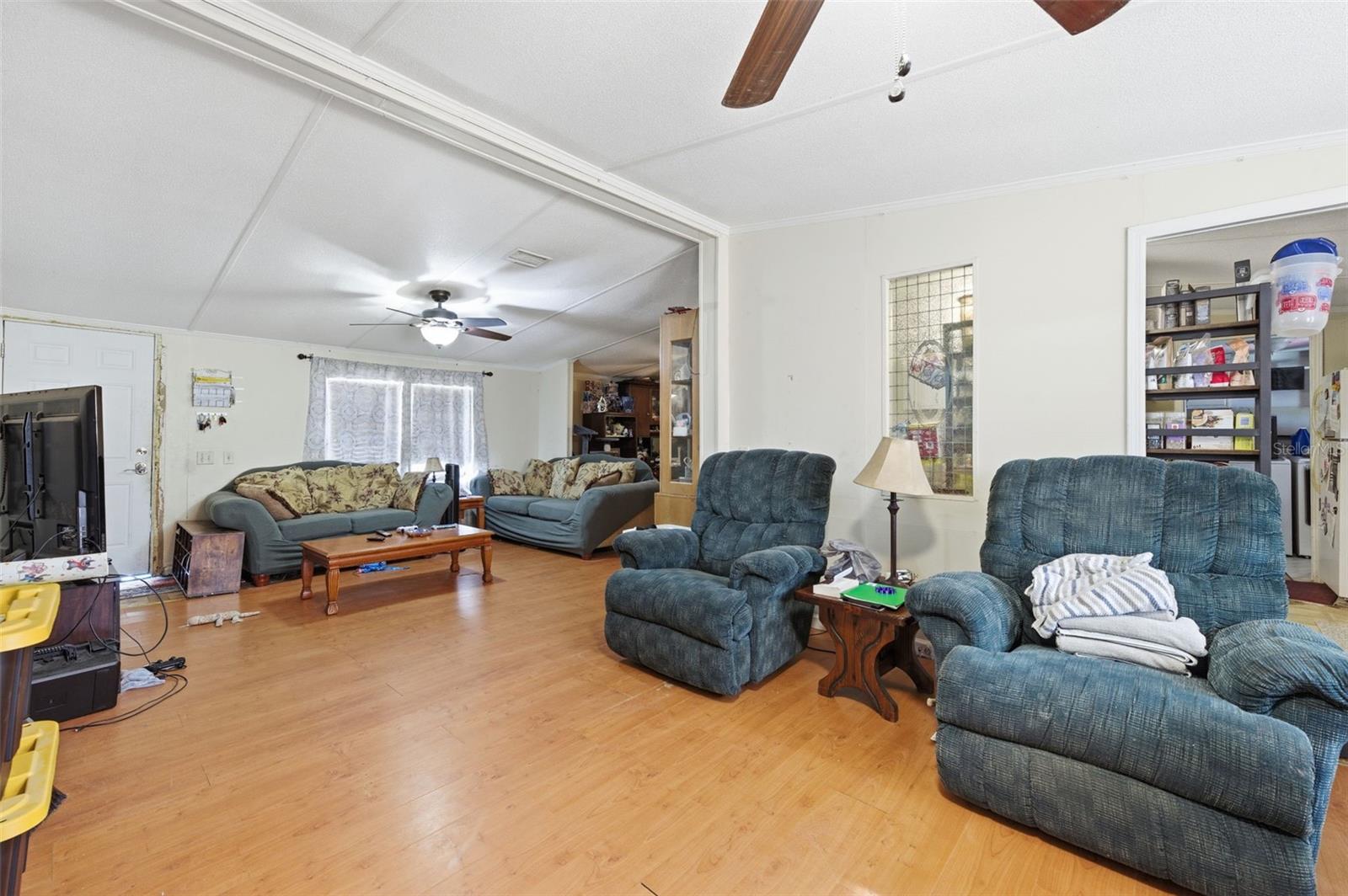 Image 22 of 47 For 13050 Sun Road