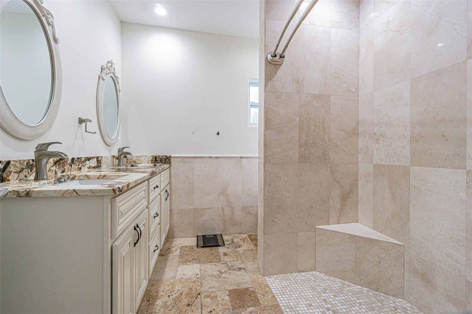 Image 17 of 34 For 3607 Hanna Avenue