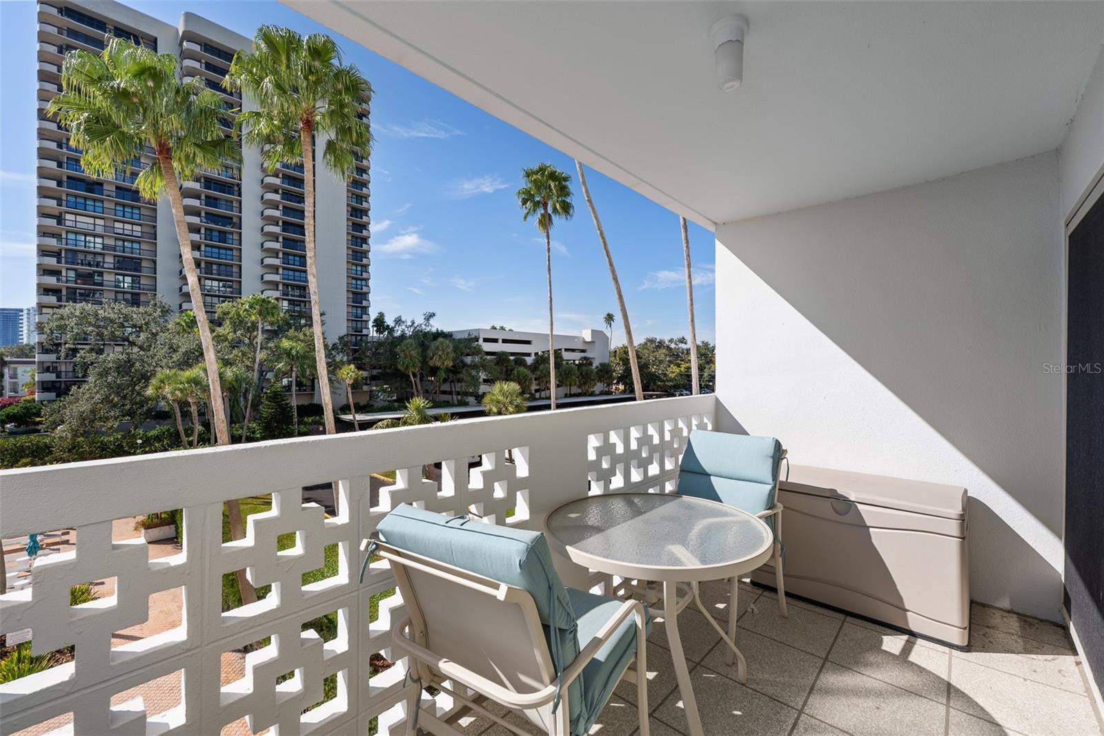 Image 15 of 88 For 2401 Bayshore Boulevard 310