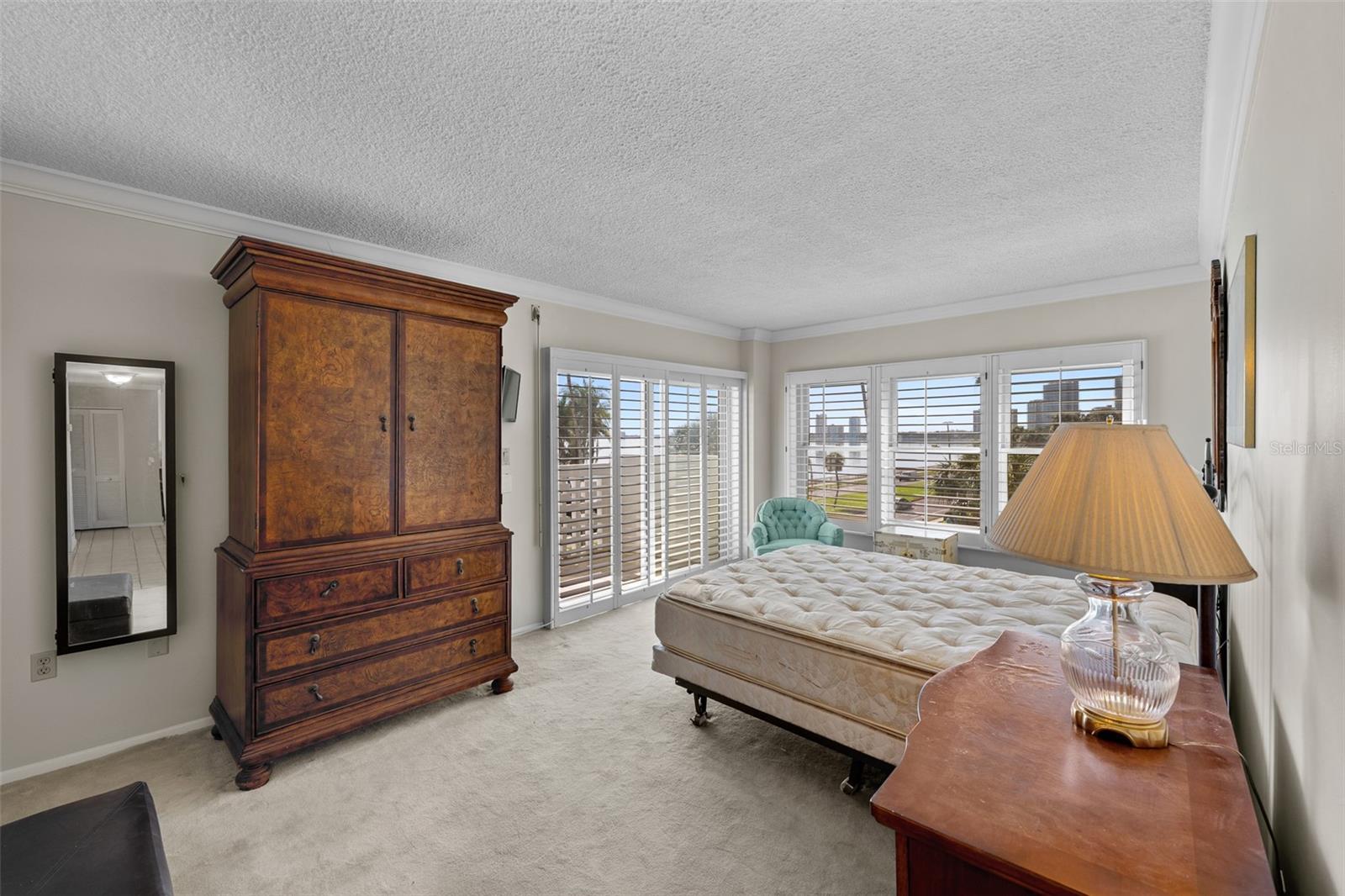 Image 22 of 88 For 2401 Bayshore Boulevard 310