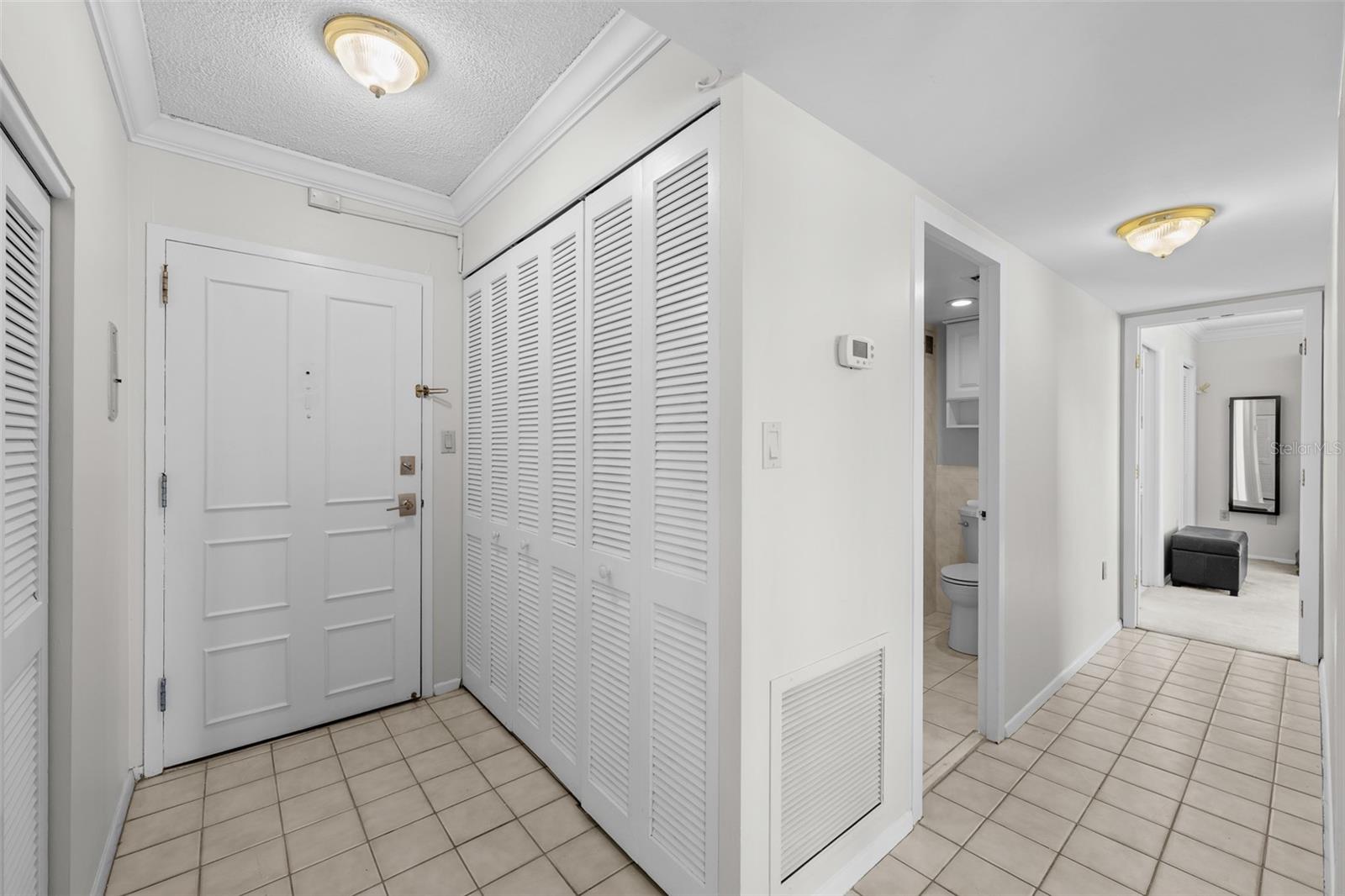 Image 3 of 88 For 2401 Bayshore Boulevard 310