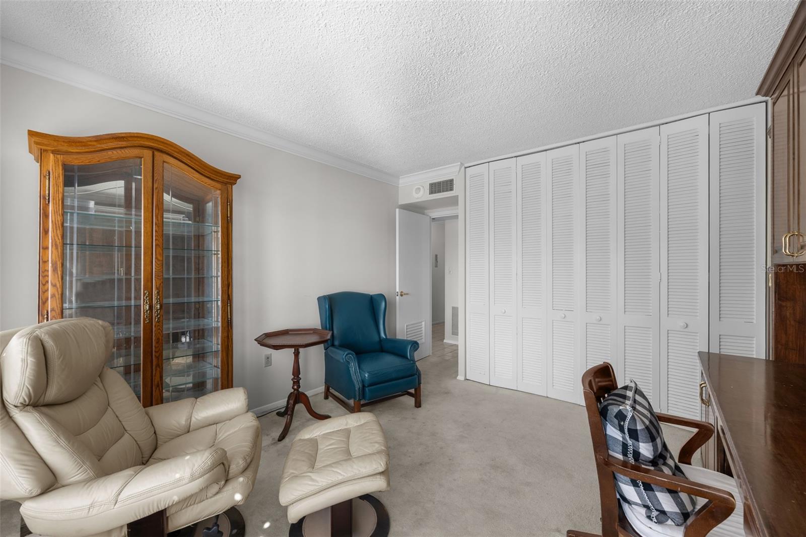 Image 33 of 88 For 2401 Bayshore Boulevard 310