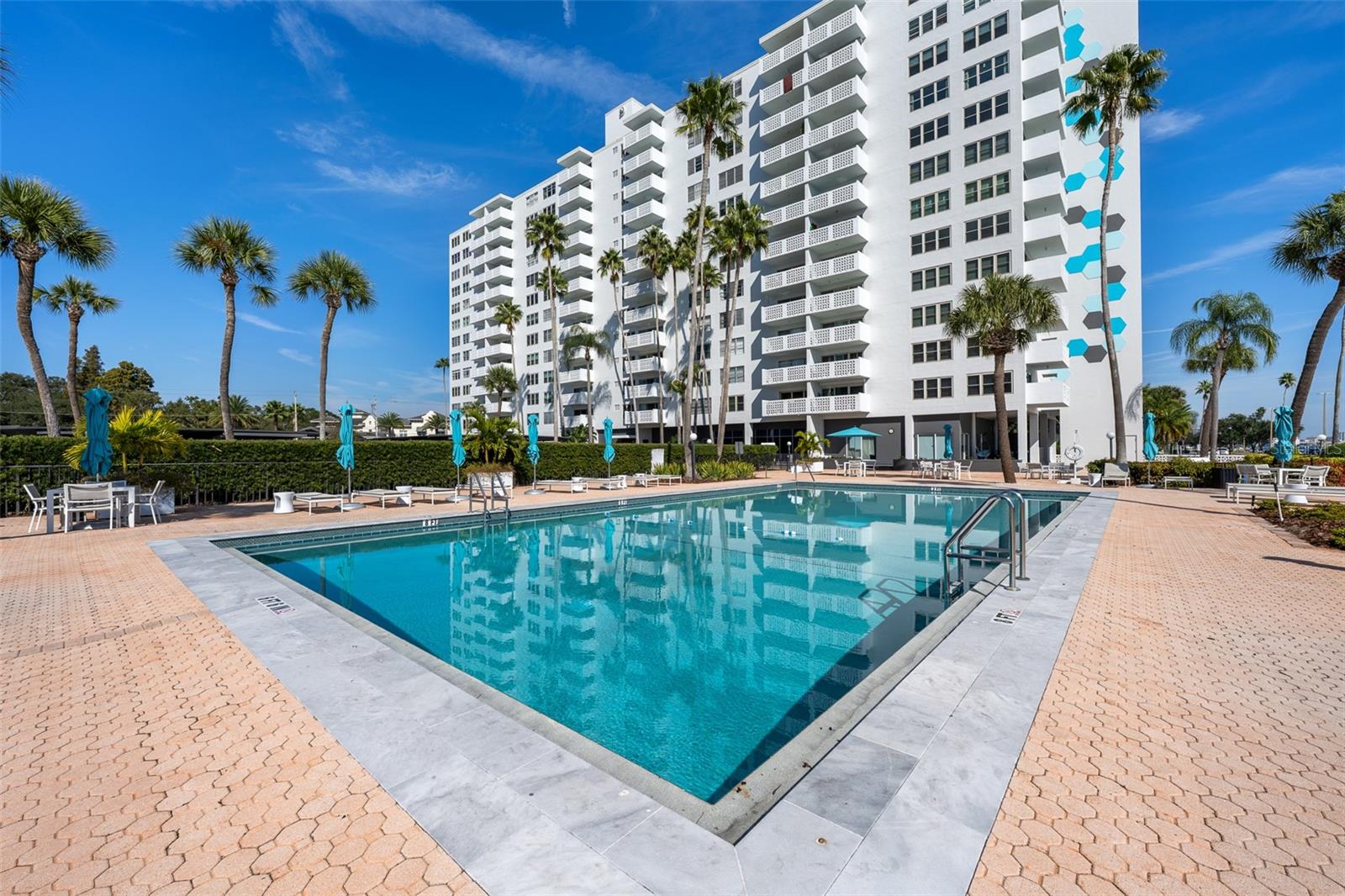 Image 40 of 88 For 2401 Bayshore Boulevard 310