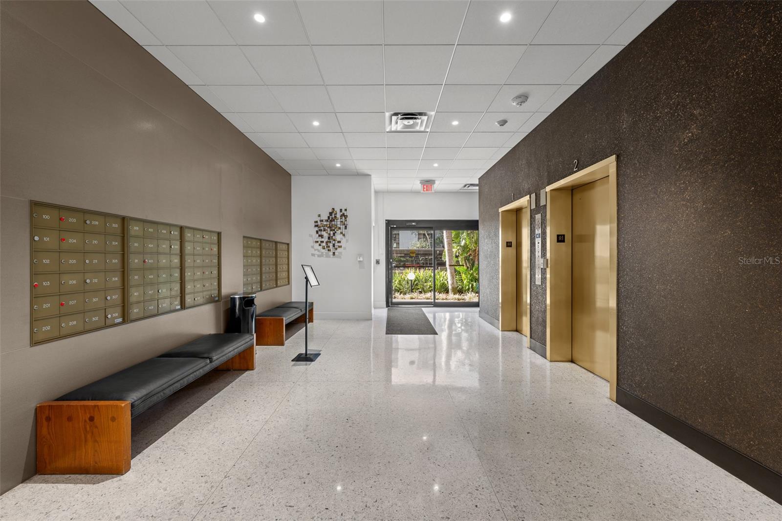 Image 46 of 88 For 2401 Bayshore Boulevard 310