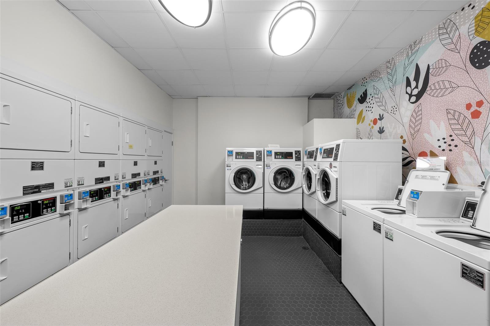 Image 48 of 88 For 2401 Bayshore Boulevard 310