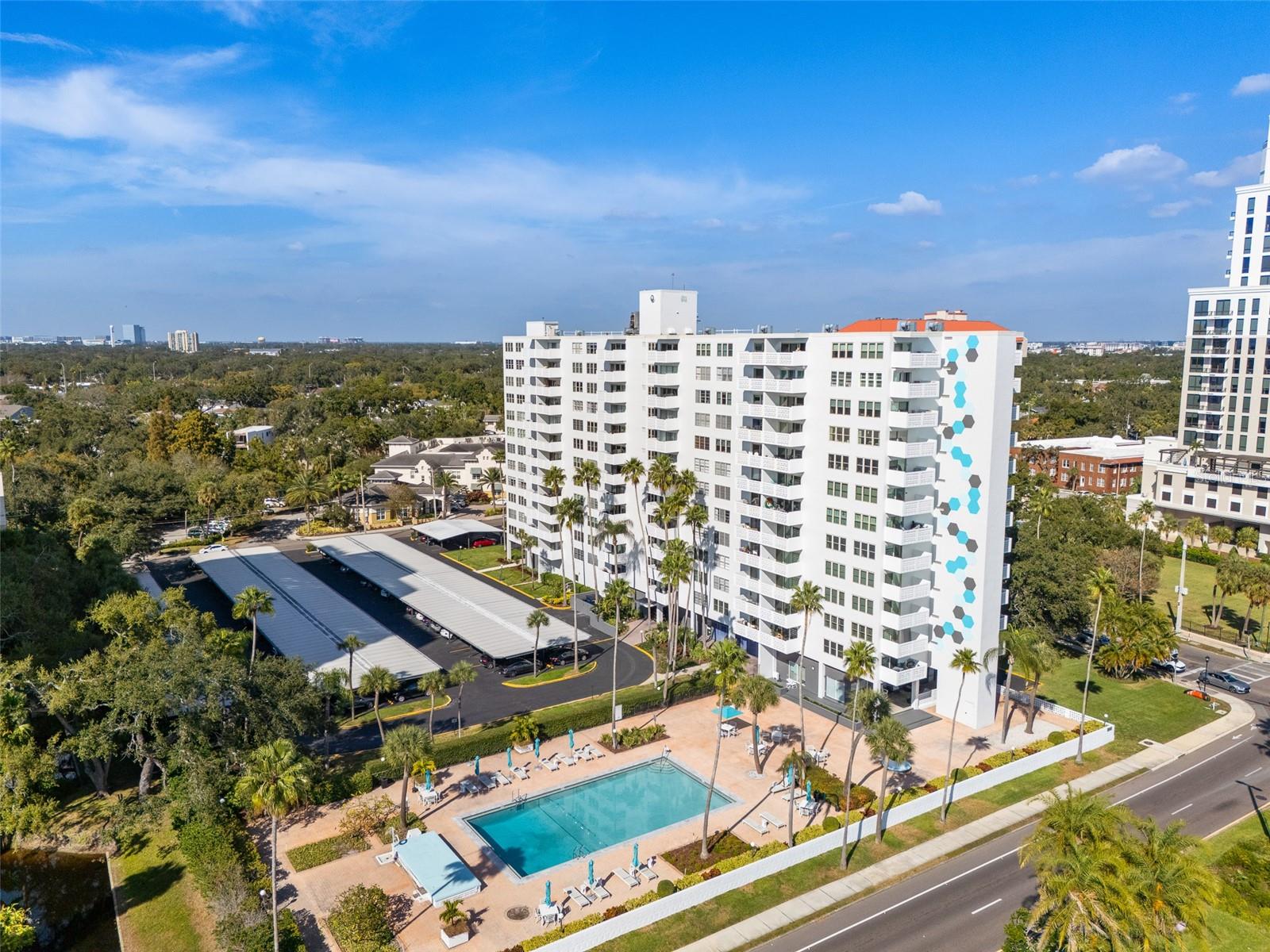 Image 67 of 88 For 2401 Bayshore Boulevard 310