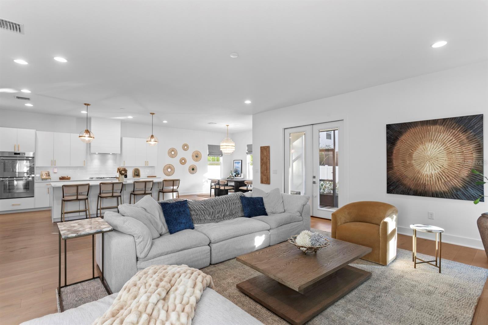 Image 5 of 32 For 3518 Obispo Street