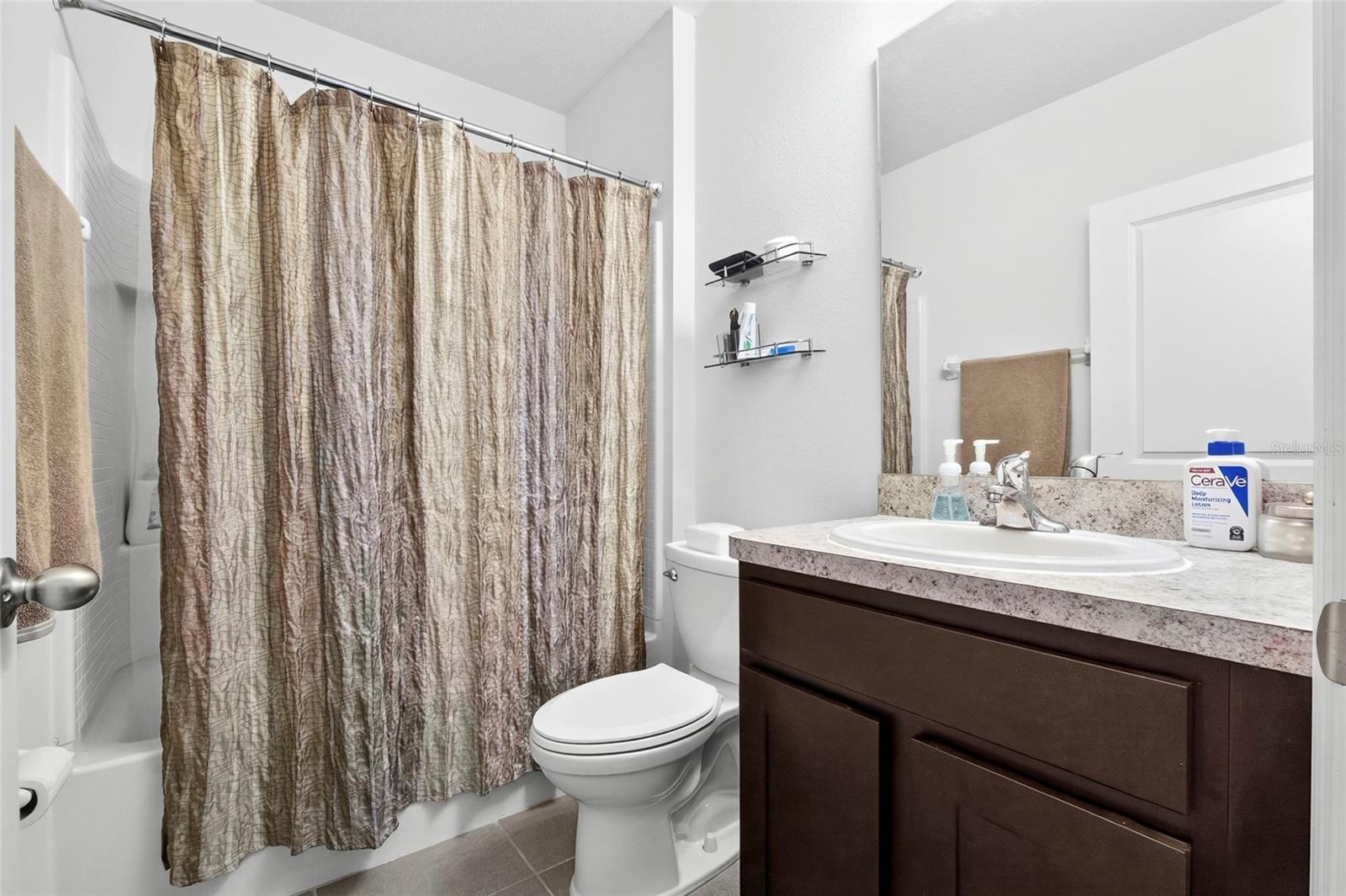 Image 13 of 22 For 3521 Winterberry Lane