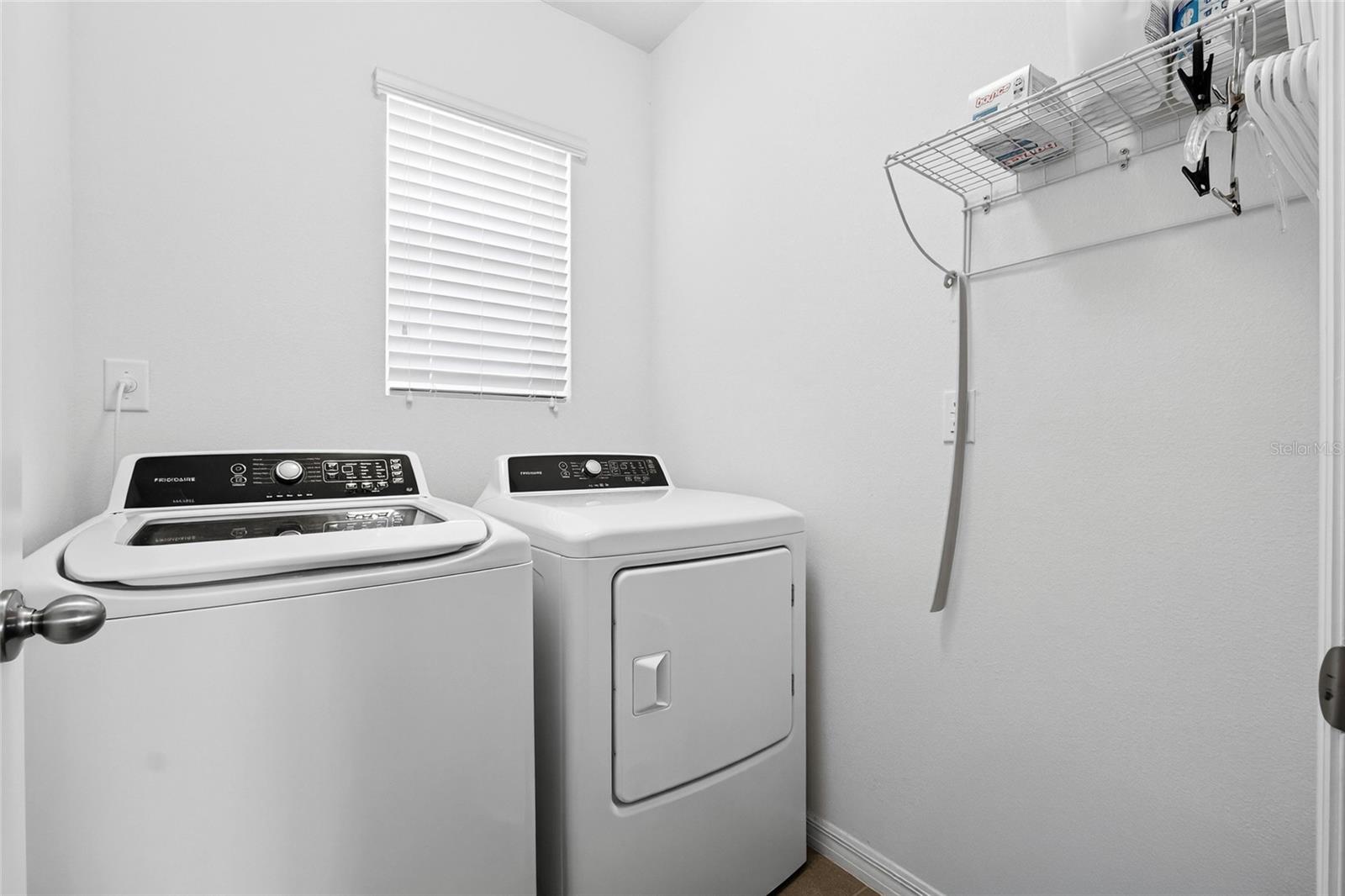 Image 15 of 22 For 3521 Winterberry Lane