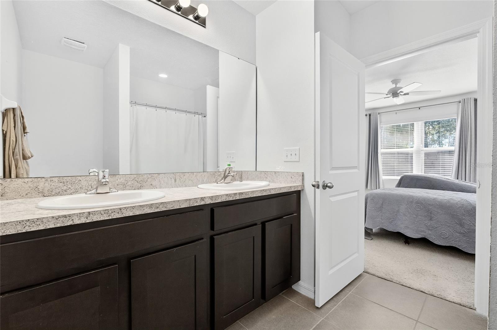 Image 20 of 22 For 3521 Winterberry Lane