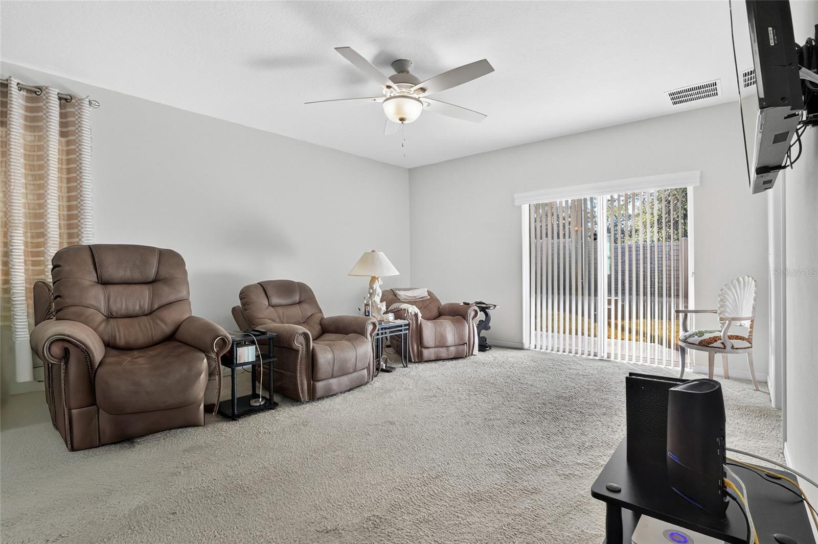 Image 4 of 22 For 3521 Winterberry Lane