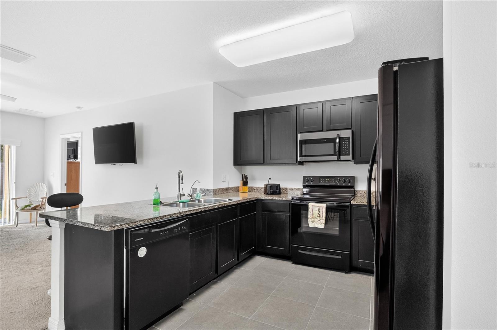 Image 8 of 22 For 3521 Winterberry Lane