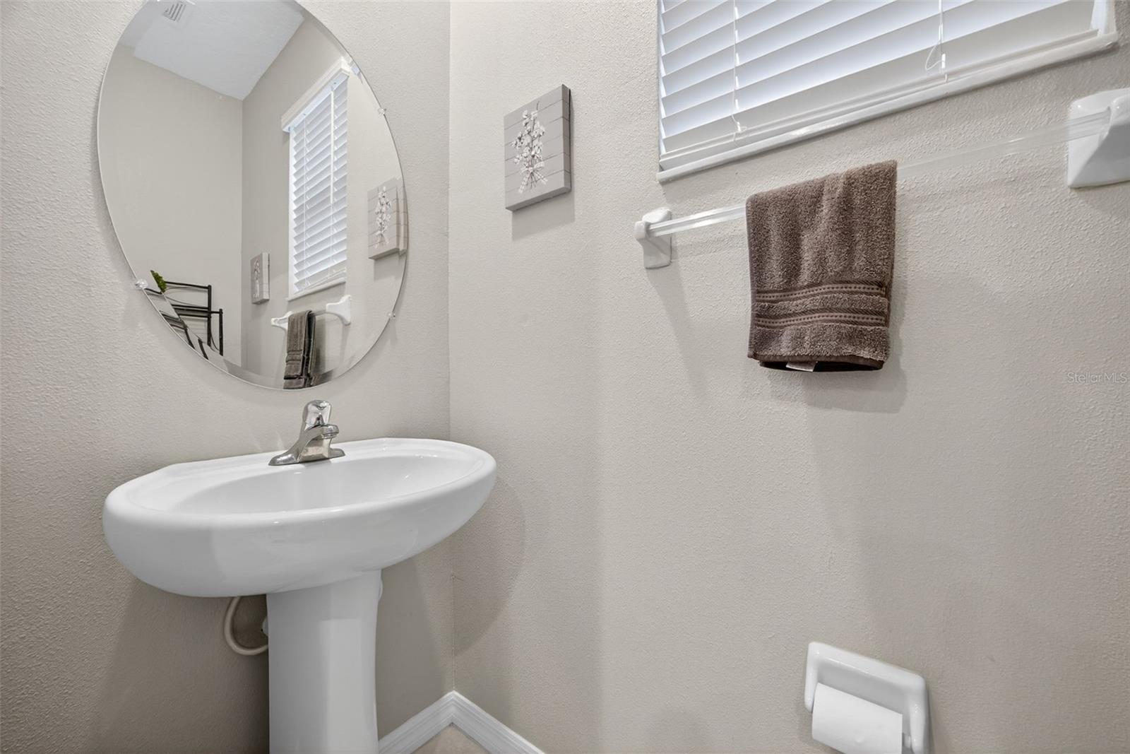 Image 13 of 43 For 31885 Blue Passing Loop