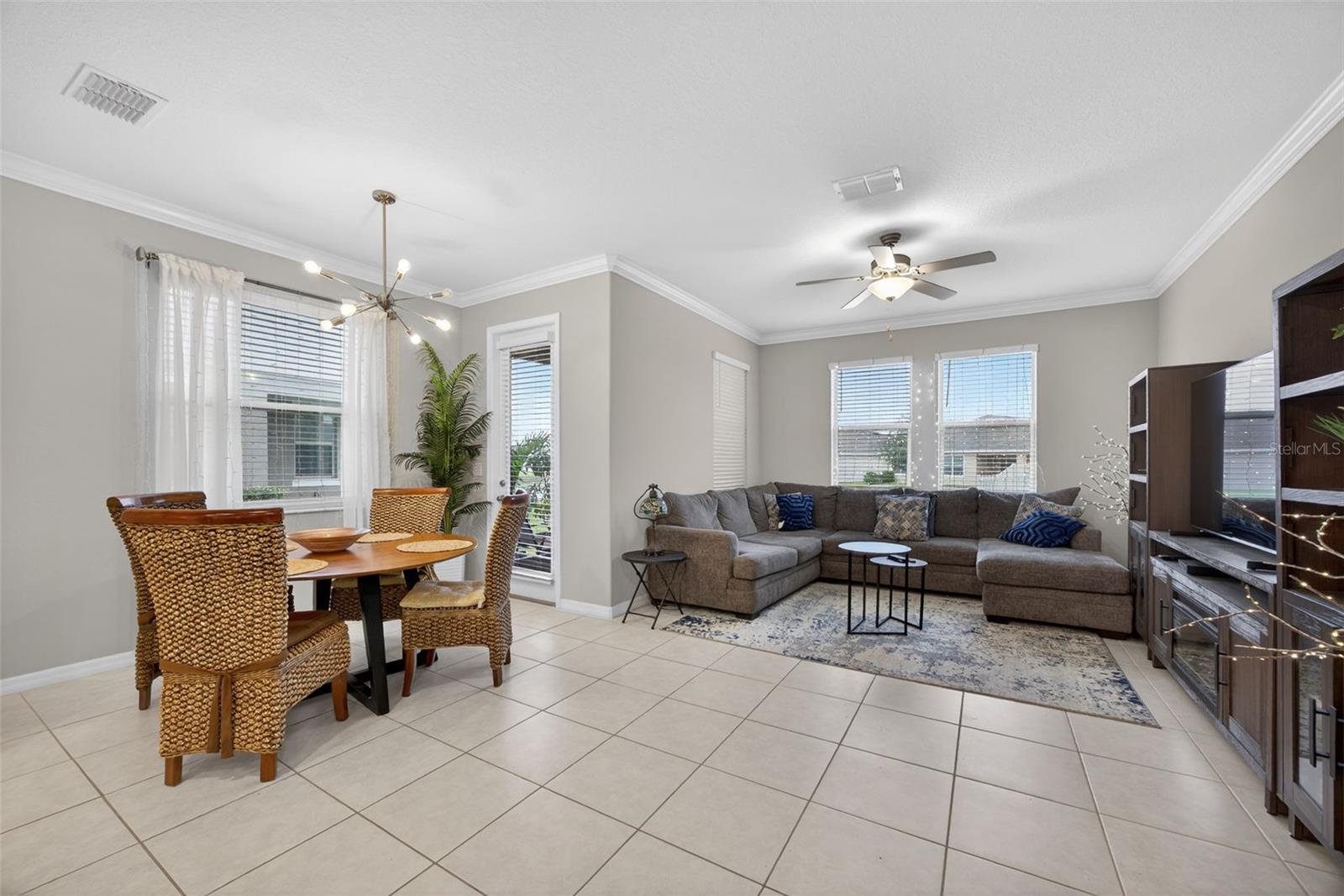 Image 15 of 43 For 31885 Blue Passing Loop