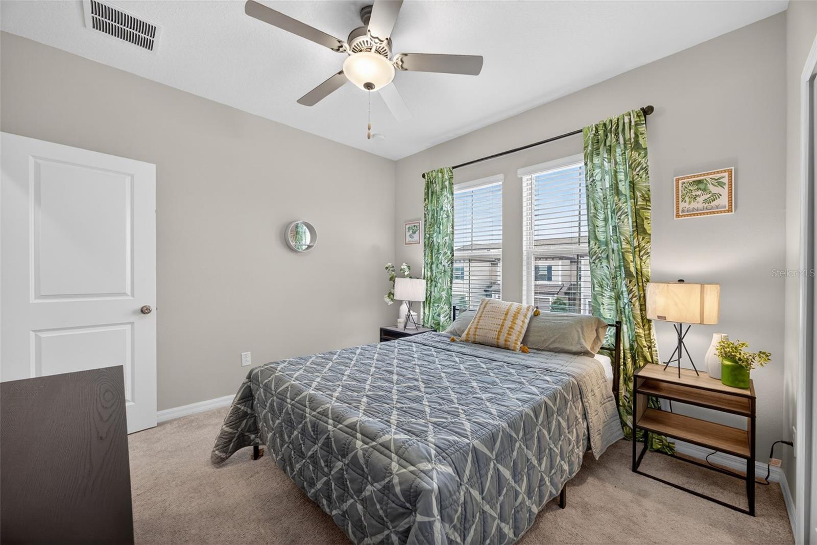 Image 18 of 43 For 31885 Blue Passing Loop