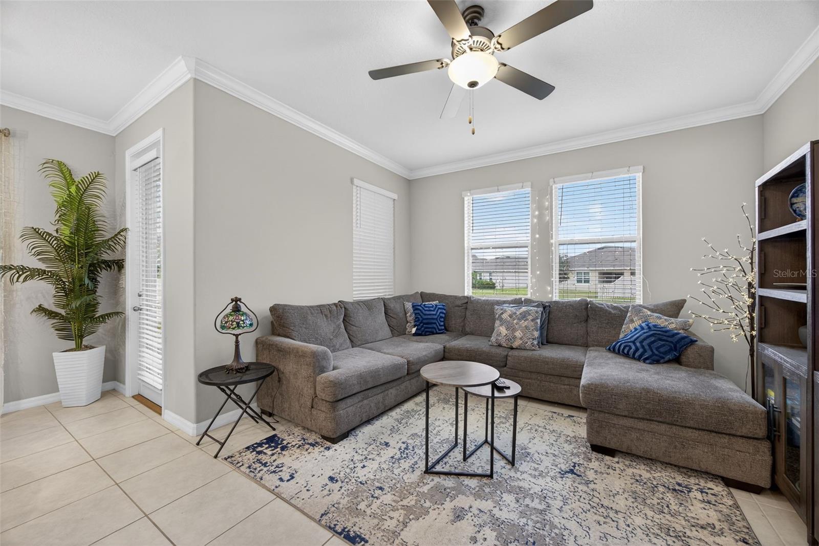 Image 6 of 43 For 31885 Blue Passing Loop