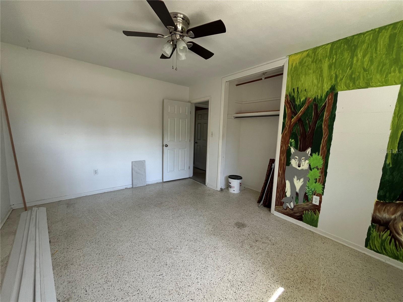 Image 19 of 25 For 412 Lake Summit Drive