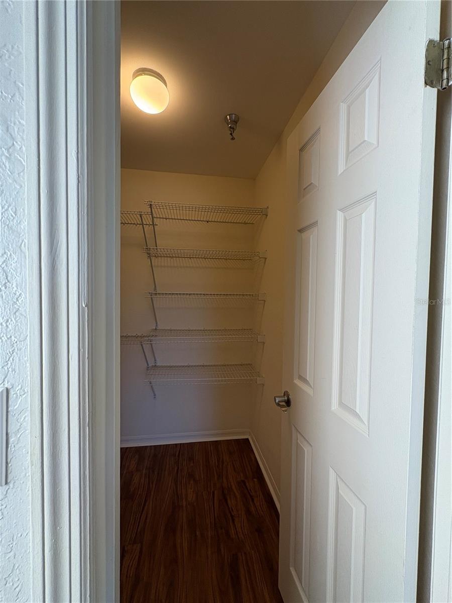 Image 17 of 23 For 10263 Gandy Boulevard N 601