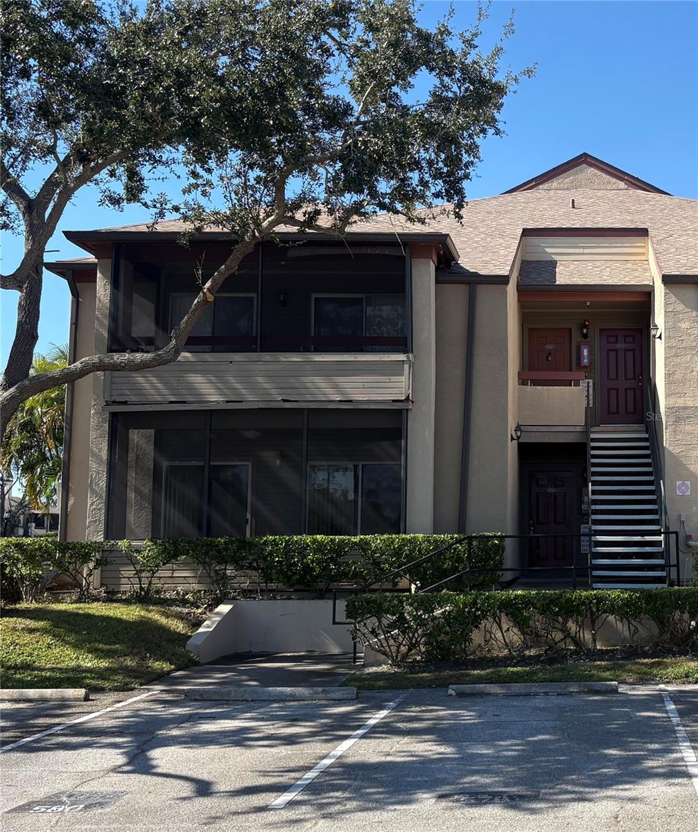 Image 2 of 23 For 10263 Gandy Boulevard N 601