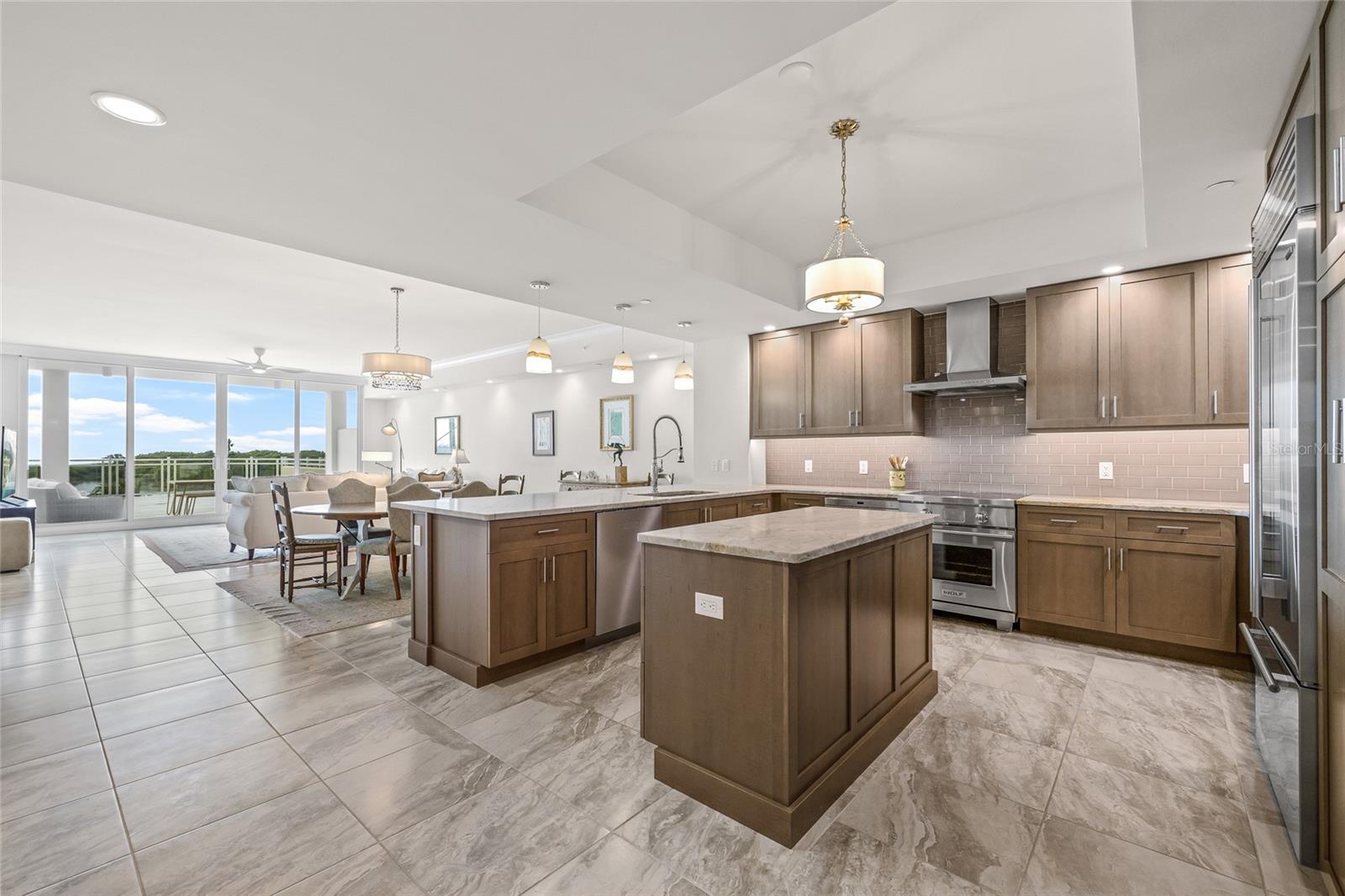 Image 5 of 67 For 795 Collany Road 205