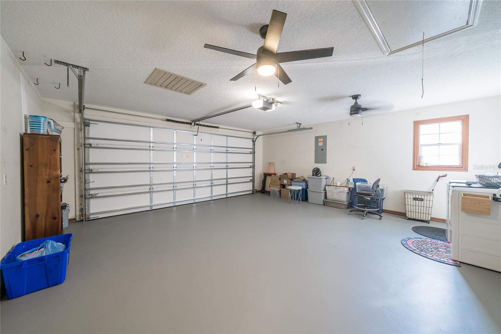 Image 22 of 69 For 37340 Derbyshire Drive