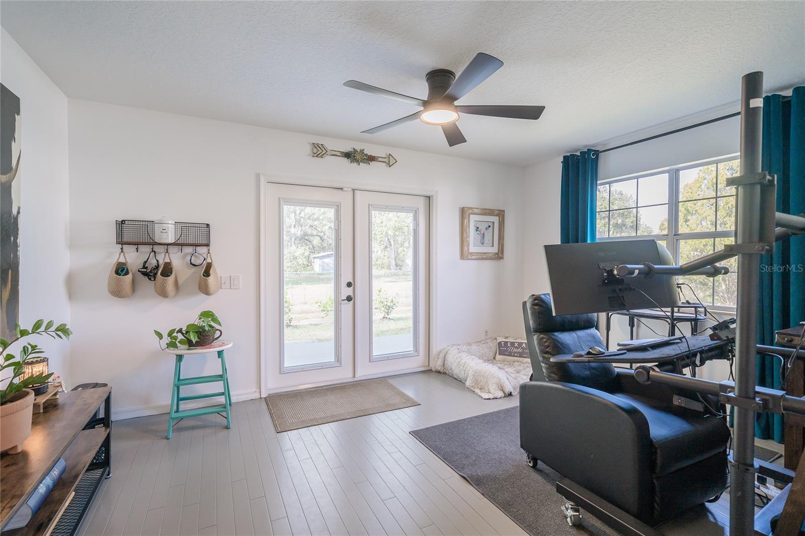 Image 35 of 69 For 37340 Derbyshire Drive