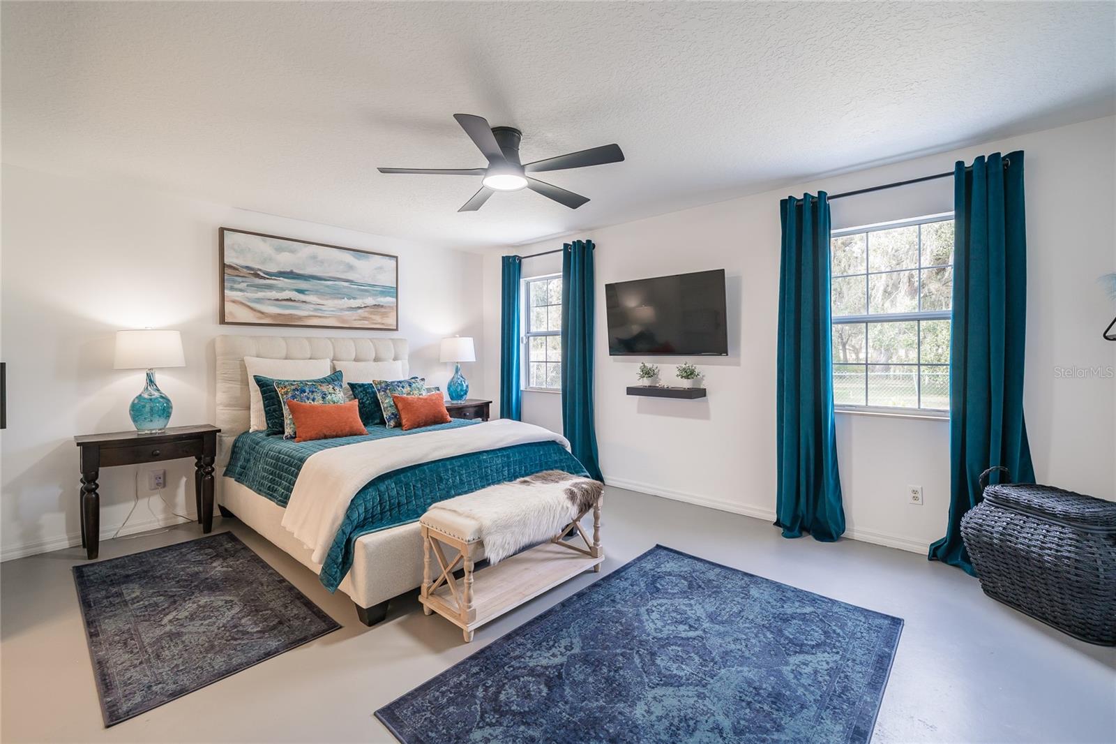 Image 42 of 69 For 37340 Derbyshire Drive