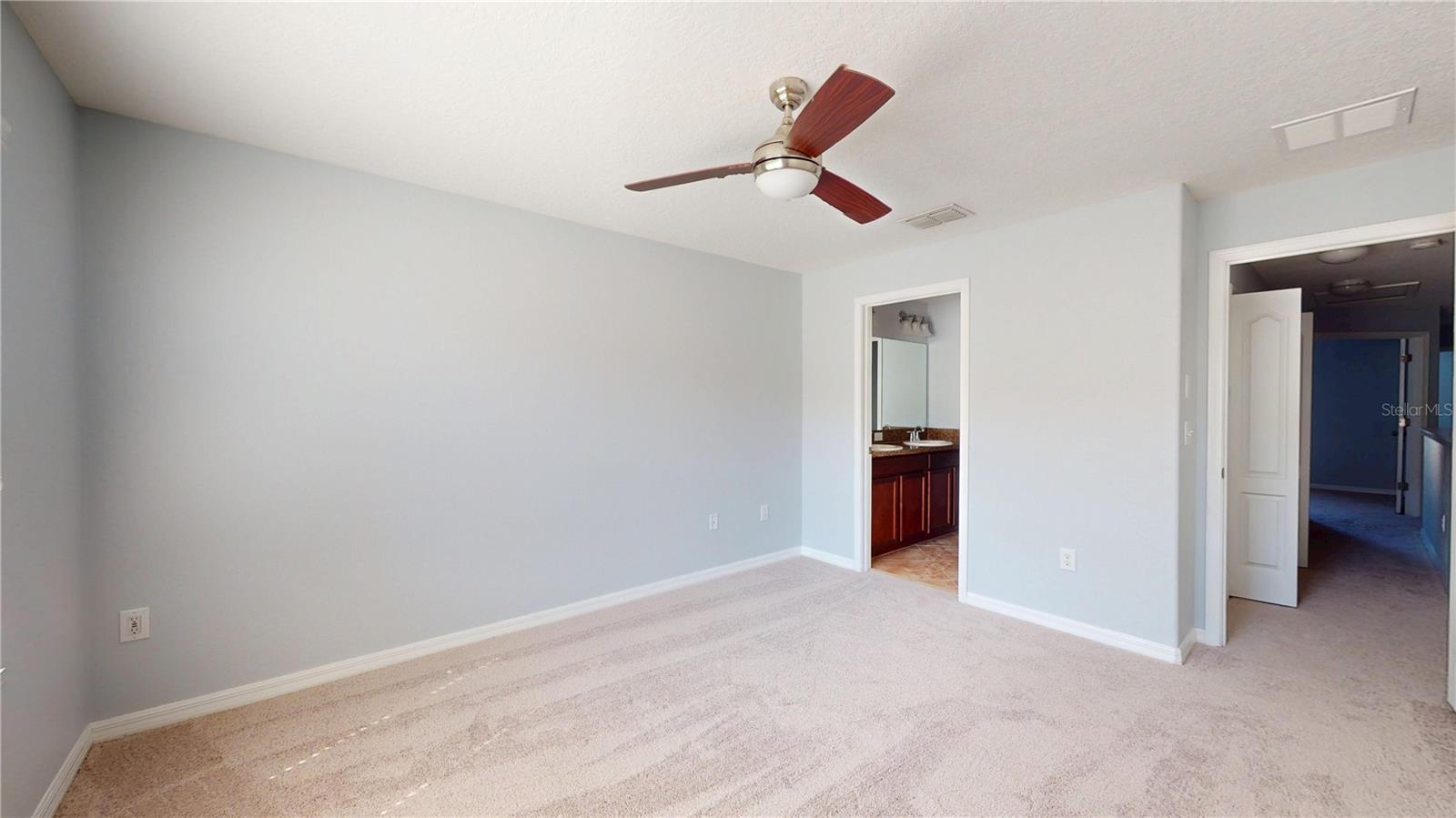 Image 22 of 31 For 31150 Gossamer Way