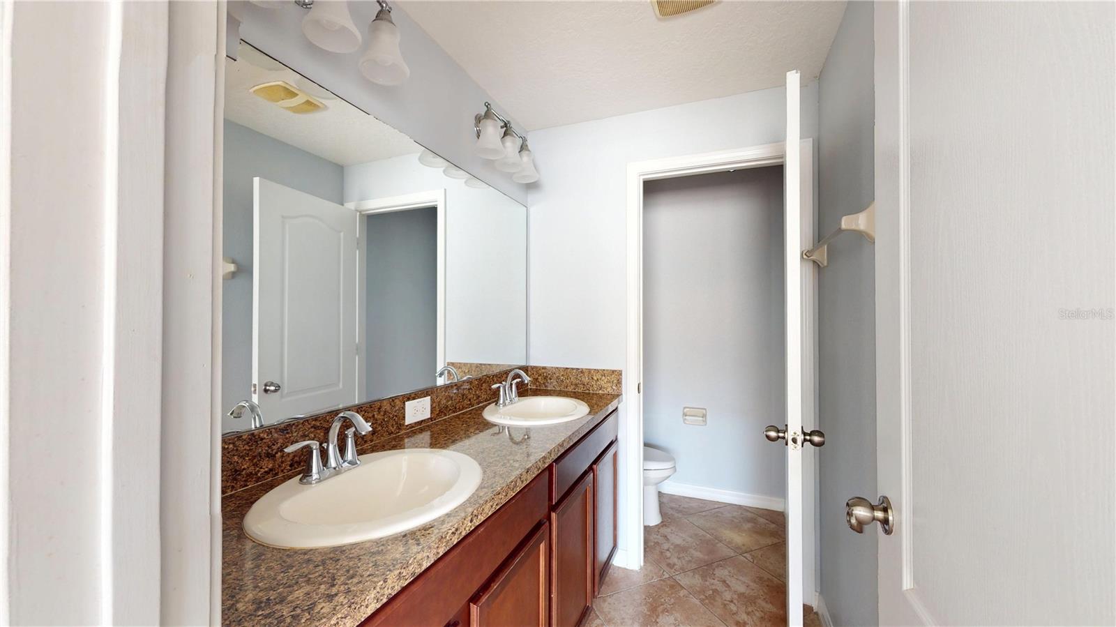 Image 23 of 31 For 31150 Gossamer Way