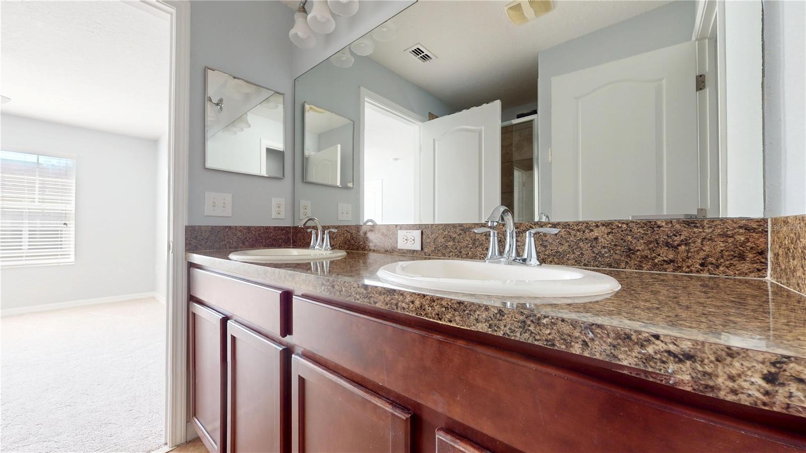 Image 25 of 31 For 31150 Gossamer Way