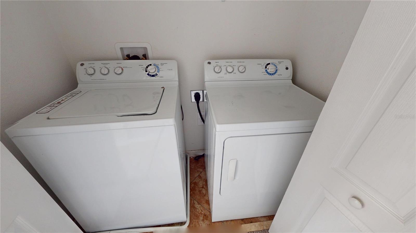 Image 27 of 31 For 31150 Gossamer Way