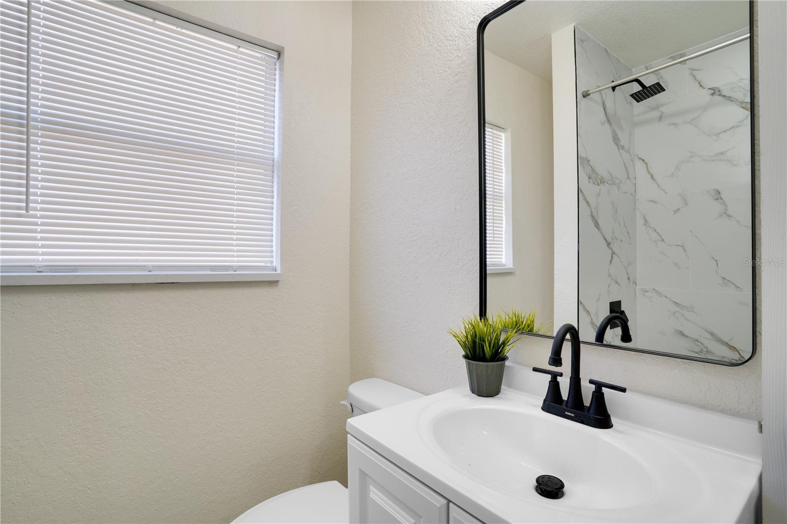 Image 18 of 27 For 5170 Flamingo Drive