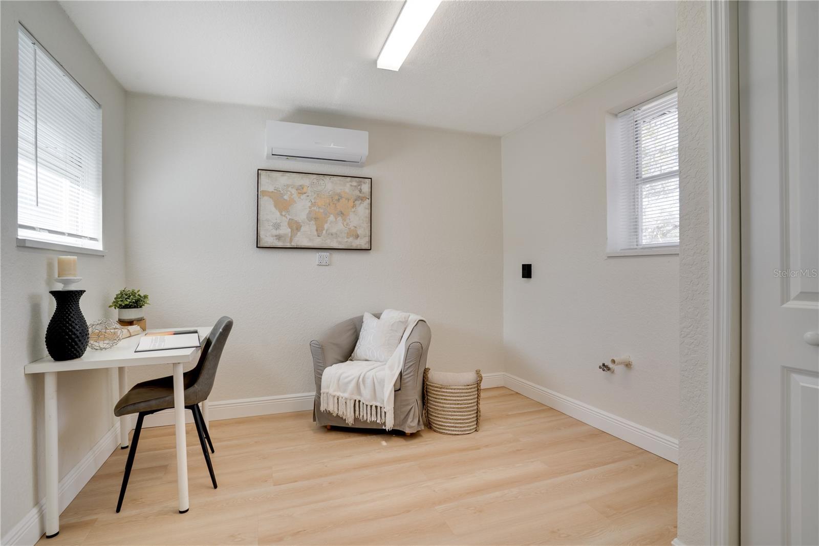 Image 19 of 27 For 5170 Flamingo Drive