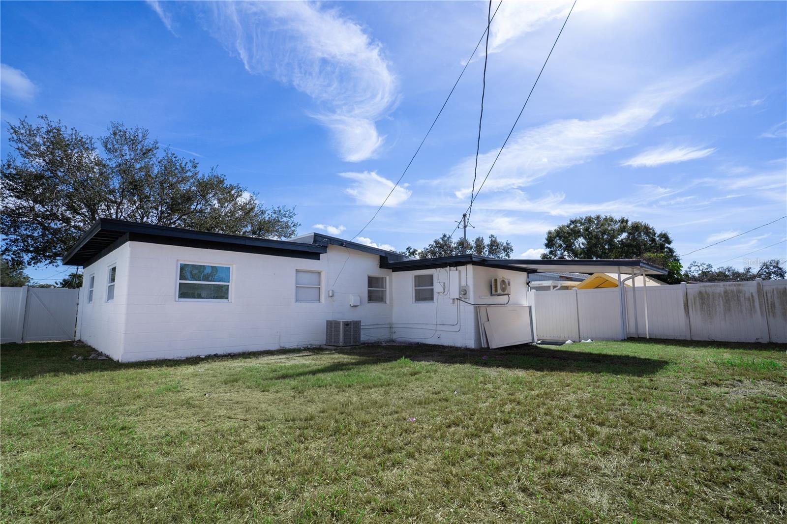 Image 21 of 27 For 5170 Flamingo Drive