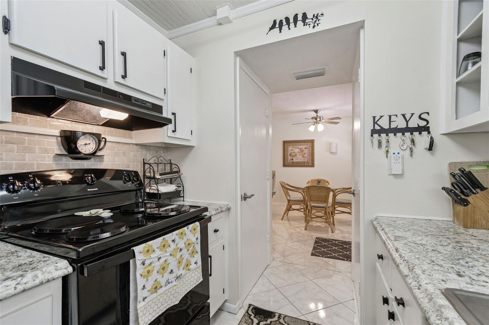 Image 10 of 45 For 2750 Bay Drive 12b