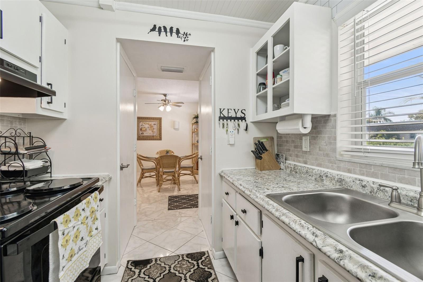 Image 8 of 45 For 2750 Bay Drive 12b